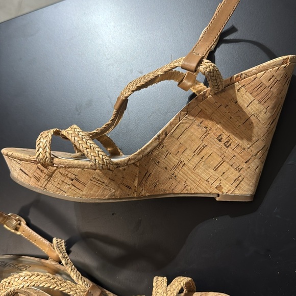 Women’s size 10M | Carlos Santana Braided cork | Tan and Gold wedges - Picture 7 of 10